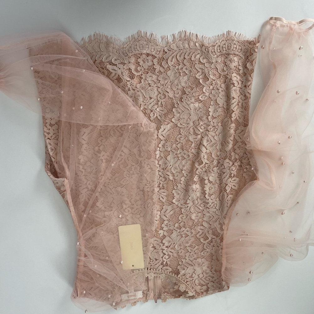 Elegant Lace and Tulle Top with Pearl Details - Picture 10 of 10